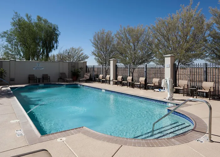 Hotel Courtyard Phoenix Chandler/fashion Center 3*