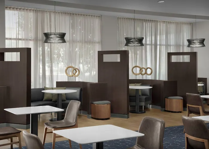 Hotel Courtyard Phoenix Chandler/fashion Center 3*