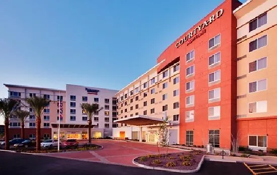 Hotel Courtyard Phoenix Chandler/fashion Center 3*