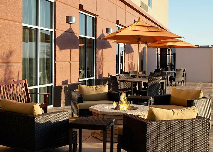 Courtyard Phoenix Chandler/fashion Center 3*